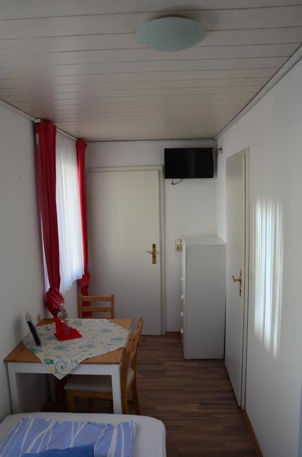 Hotel Gasthaus Loewen à Unterreichenbach Extérieur photo